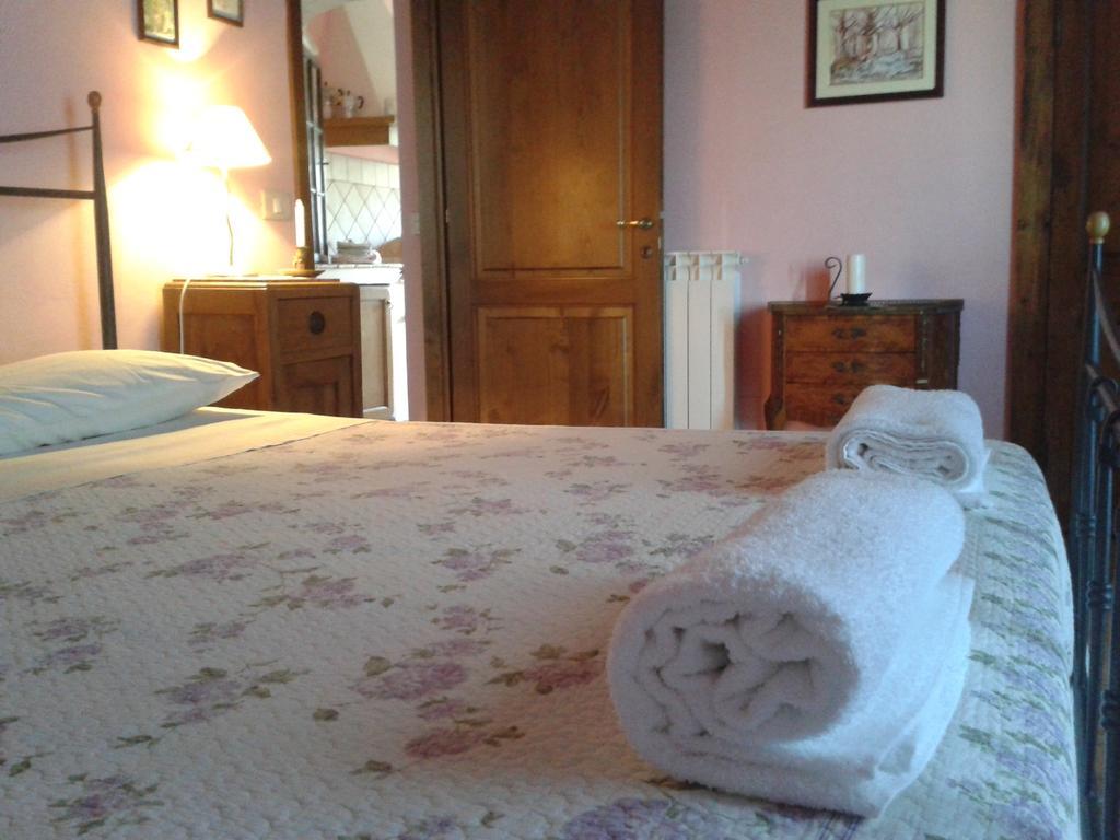 פיטיליאנו Agriturismo Cantinaccia Di Sopra חדר תמונה